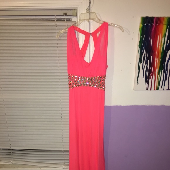 Prom Dress - Picture 3 of 5